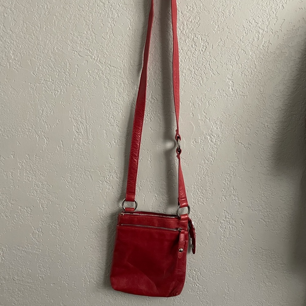Hobo Leather Crossbody in Red